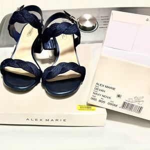 Alex Marie
Braided Rope Block Heel Sandals 9.5